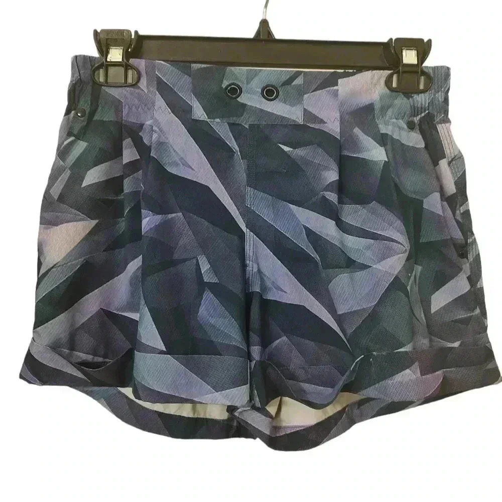 Lululemon Spring Break Away Short *4-way Stretch 3"